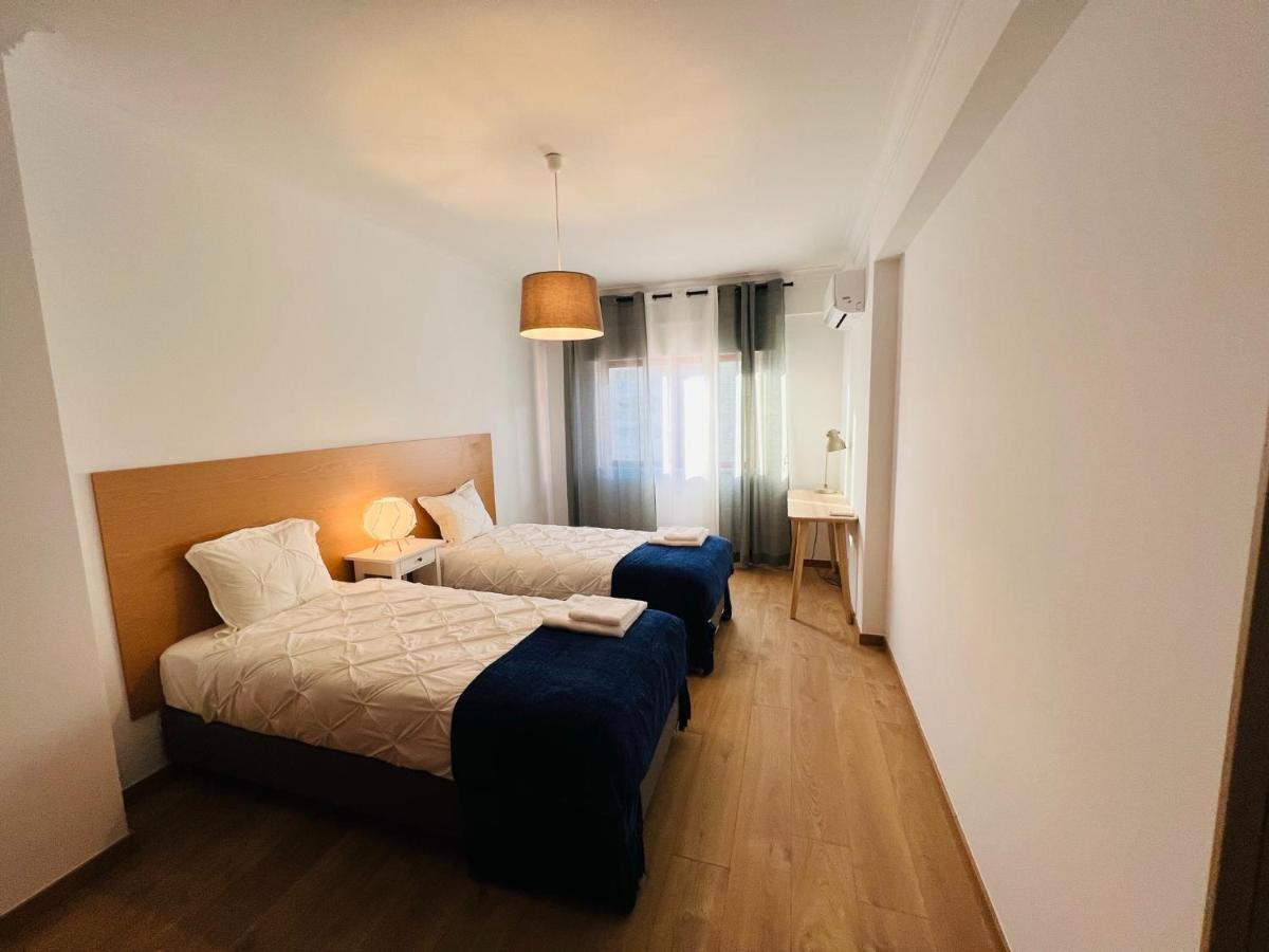 Beautiful Apartment - Family And Group Of Friends Повуа-де-Санта-Ирия Экстерьер фото